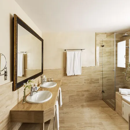 Casa 1800 Hotel