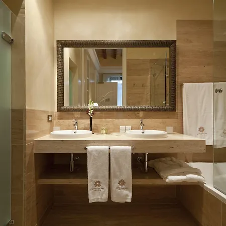 Casa 1800 Hotel 4*