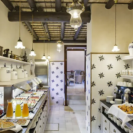 Otel Casa 1800 4*